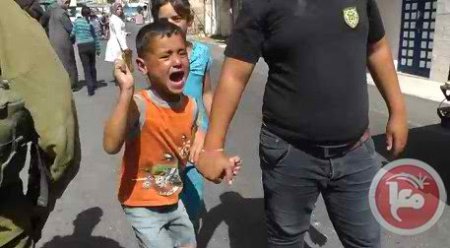 enfant_5_ans_hebron_en_train_de_pleurer-9465b.jpg